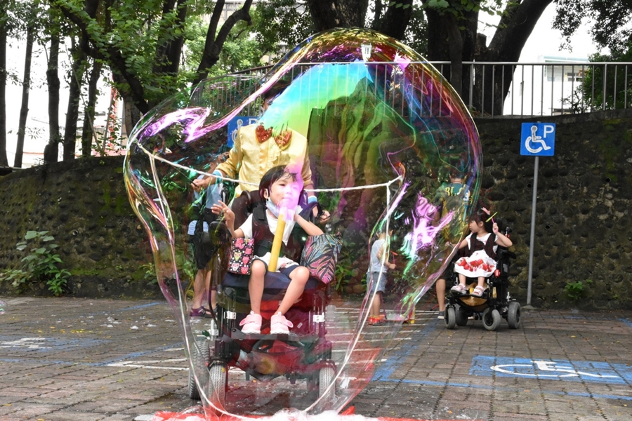 0818-親子泡泡秀 (11)