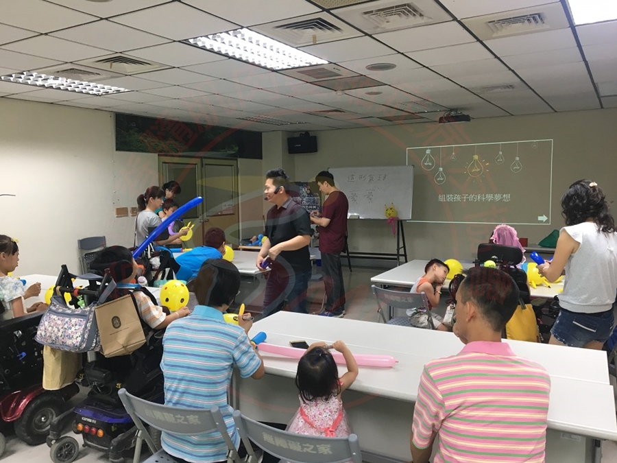 0928親子小學堂-魔法氣體 (6)