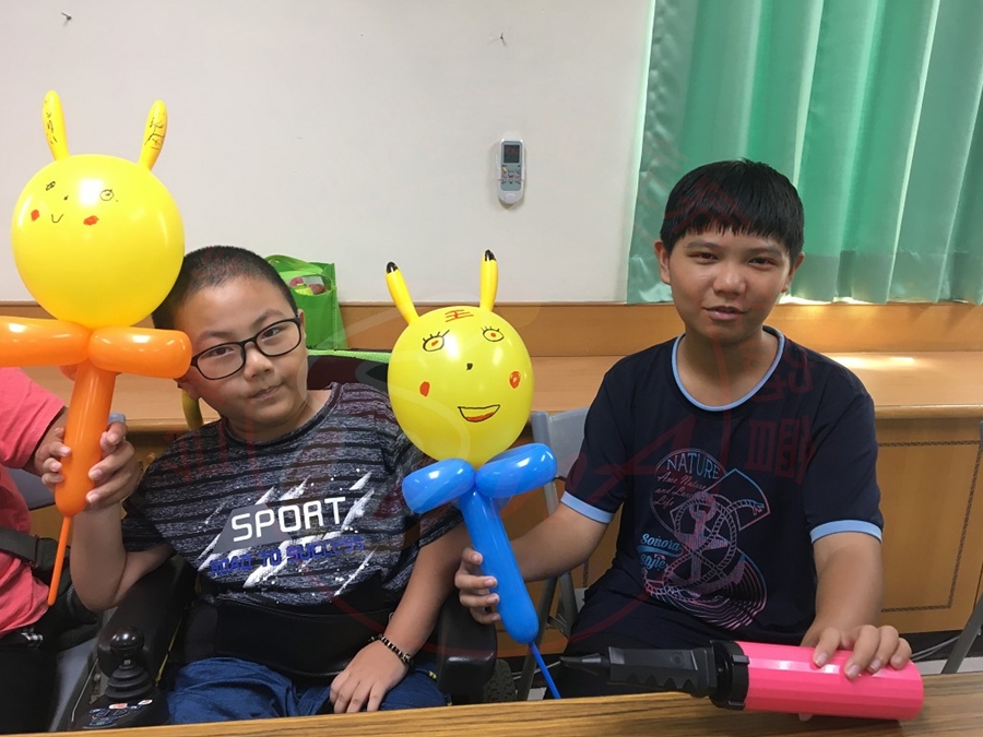 0928親子小學堂-魔法氣體 (8)