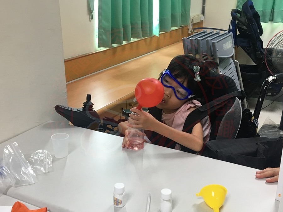 0928親子小學堂-魔法氣體 (23)